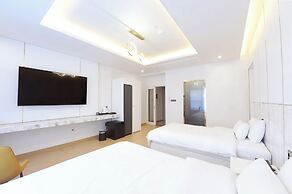 The One Business Hotel