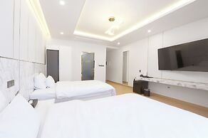 The One Business Hotel