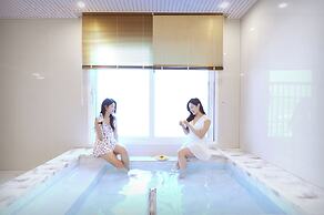 The One Business Hotel