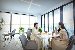 The One Business Hotel