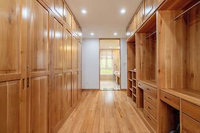 Thao Dien Garden Villa 5BR Luxury Oasis