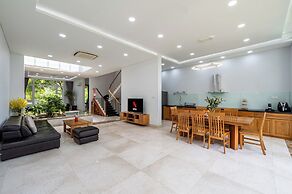 Thao Dien Garden Villa 5BR Luxury Oasis
