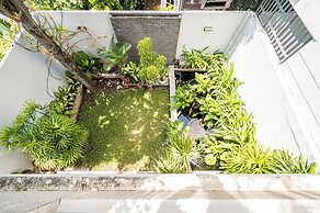 Thao Dien Garden Villa 5BR Luxury Oasis