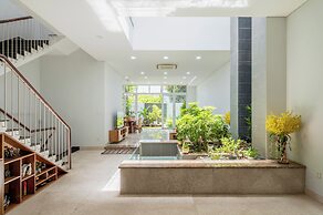Thao Dien Garden Villa 5BR Luxury Oasis