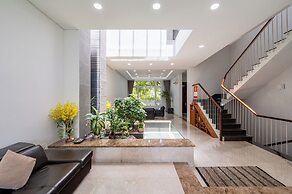 Thao Dien Garden Villa 5BR Luxury Oasis