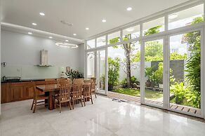 Thao Dien Garden Villa 5BR Luxury Oasis