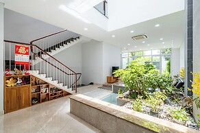 Thao Dien Garden Villa 5BR Luxury Oasis
