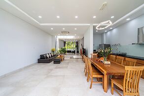 Thao Dien Garden Villa 5BR Luxury Oasis