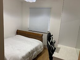 Room-king Bed With Shared Bath