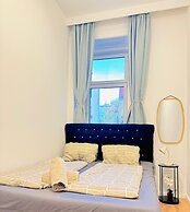 9BR Apt for 18P Walk to Augarten