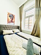 9BR Apt for 18P Walk to Augarten