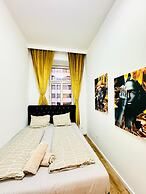 9BR Apt for 18P Walk to Augarten