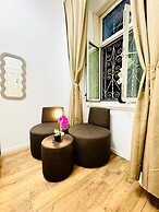 9BR Apt for 18P Walk to Augarten