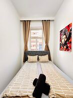 9BR Apt for 18P Walk to Augarten