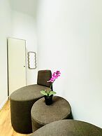 9BR Apt for 18P Walk to Augarten