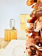 9BR Apt for 18P Walk to Augarten