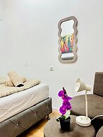 9BR Apt for 18P Walk to Augarten