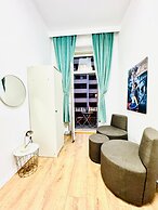 9BR Apt for 18P Walk to Augarten