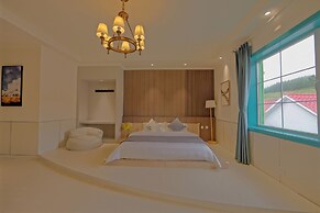 Yanji May Lilac Homestay Village