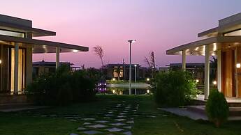 Araiya Gir A Mavintara Resort