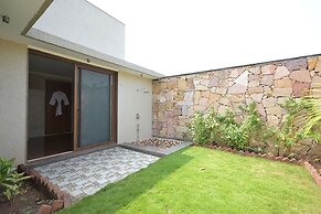 Araiya Gir A Mavintara Resort