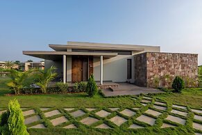 Araiya Gir A Mavintara Resort