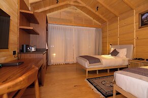 Gangtey Pinewood Resort