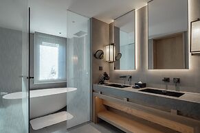 Huangshan Misty Rain Resort Hotel