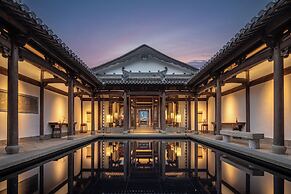 Huangshan Misty Rain Resort Hotel