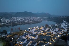 Huangshan Misty Rain Resort Hotel