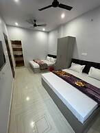 Shivashram Guest House