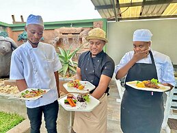 Nyamankulu Guest Lodge