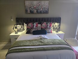 Nyamankulu Guest Lodge