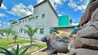 Nyamankulu Guest Lodge