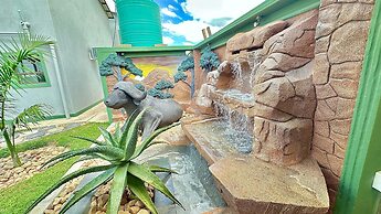 Nyamankulu Guest Lodge