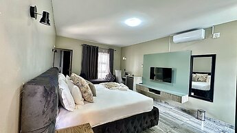 Nyamankulu Guest Lodge