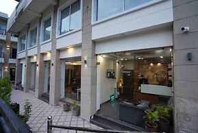 Royal suites Chakki Morh