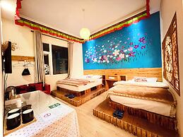 ShangriLa chudengshuo homestay