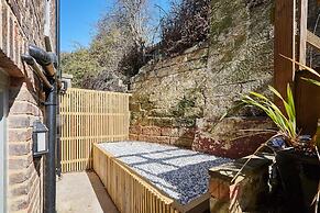 Host Stay Harbour View Cottage