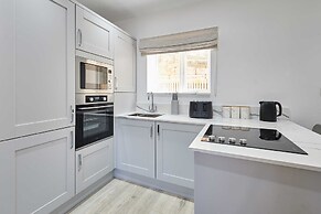 Host Stay Harbour View Cottage