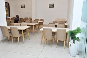 Mayoor Hotel