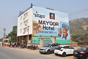 Mayoor Hotel