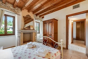 Cascina Crocelle Apartments