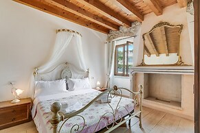 Cascina Crocelle Apartments