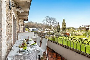 Cascina Crocelle Apartments