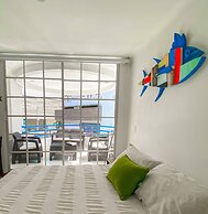 Quiet Apartment one Block From the Beach