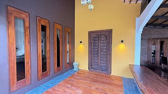 Kawarin Kanpuri Villas