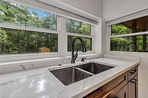 Black Mountain Escape