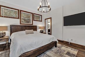 Black Mountain Escape