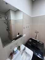 Unistay Coast Res R31 with Bal-Sunset Vw